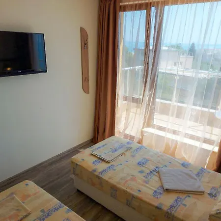 Golden House Золотые Пески