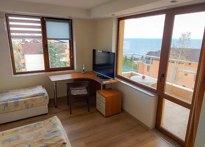 Golden House * Златни пясъци