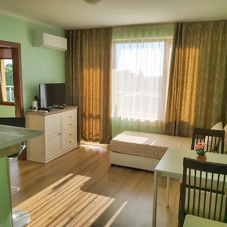 Golden House * Golden Sands